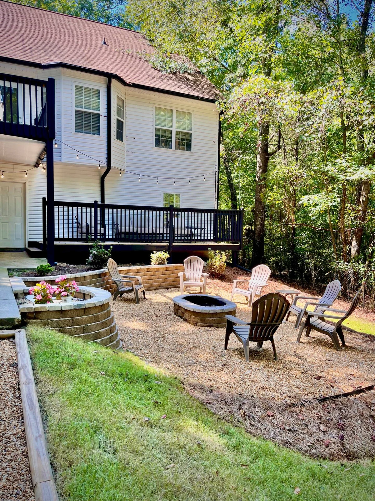Boho Luxe Retreat - Backyard image 1